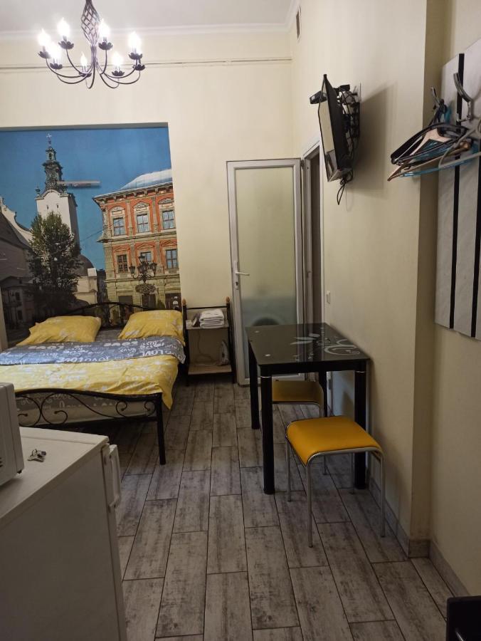 Smart Yellow Apartment-15 Хв Від Жд Вокзалу Львов Экстерьер фото